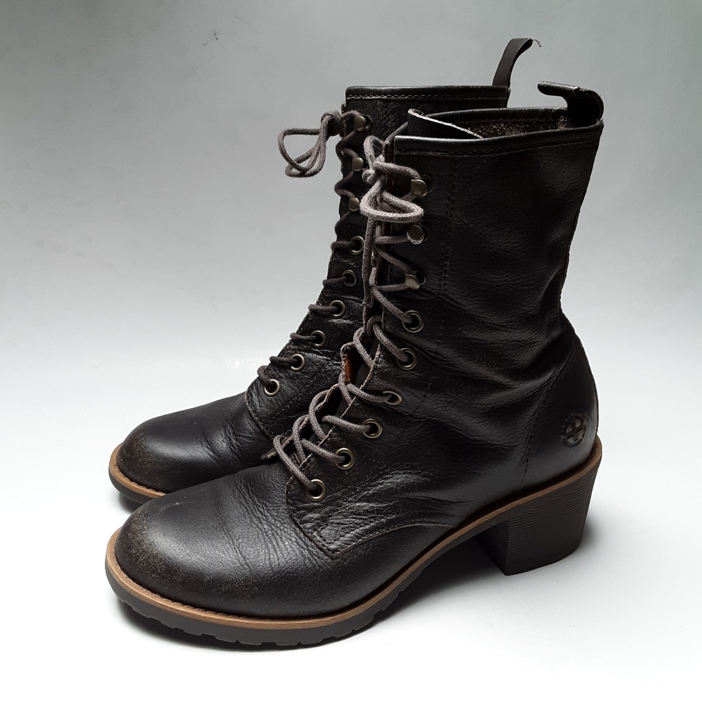Dr. Martens Lucie Boots Size 6
